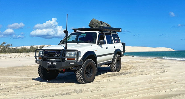 4WD on the beach